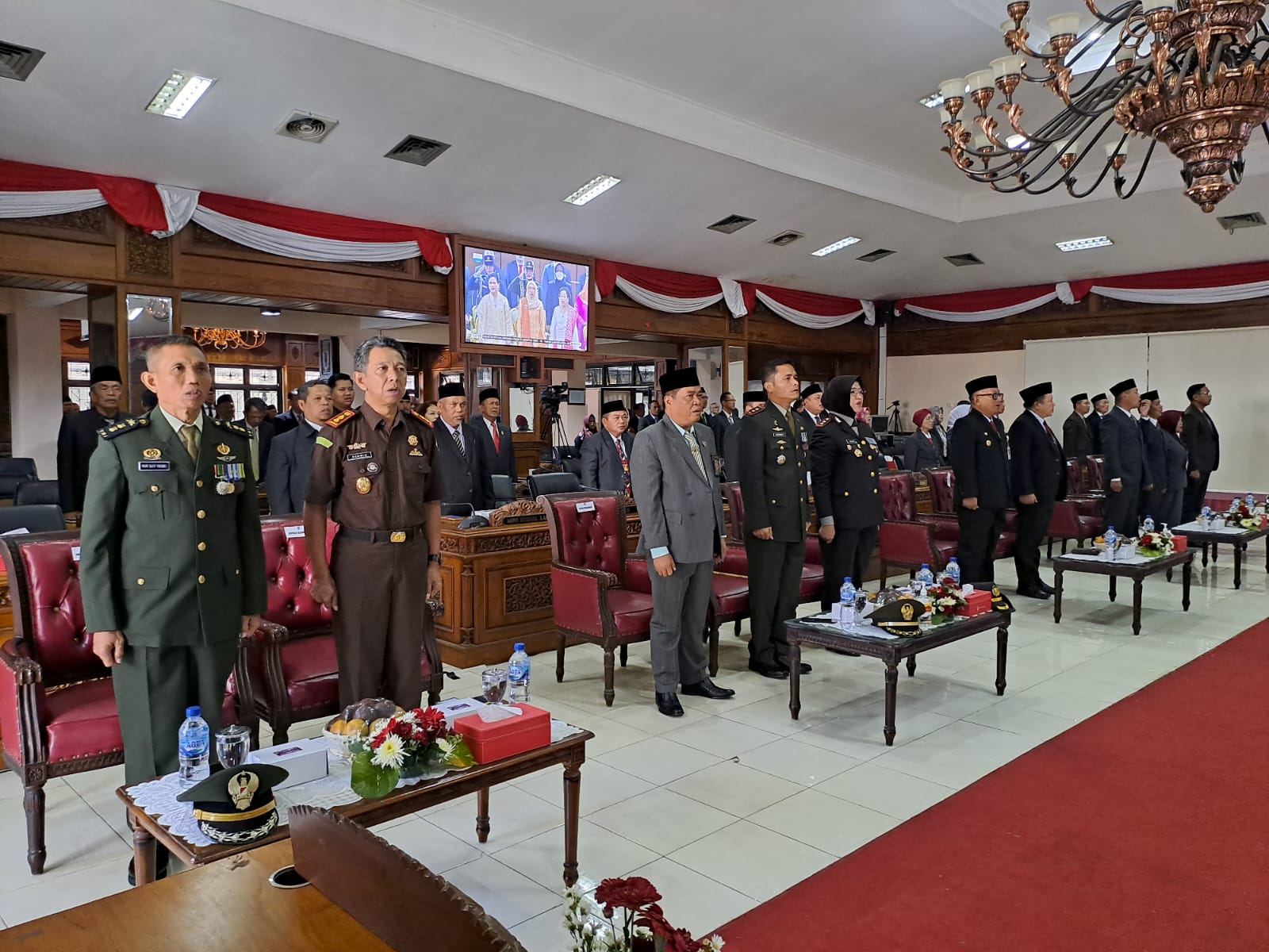 Kasiter Letkol Arh Nur Sutiyasno Hadiri Rapat Paripurna DPRD Kota Salatiga